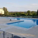 Appartement In Near De Jouarres *